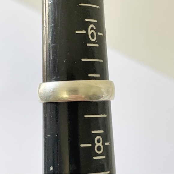Sterling silver 1940s vintage simple band ring - Picture 8 of 8